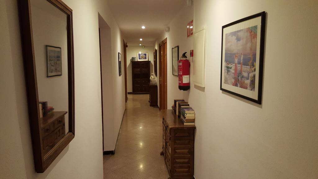 Hostal Residencia Catalina Palamós Exteriör bild